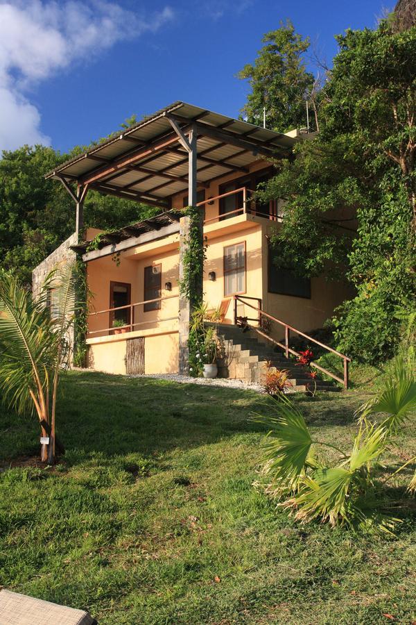 Отель La Hacienda Mauritius Маэбур Экстерьер фото