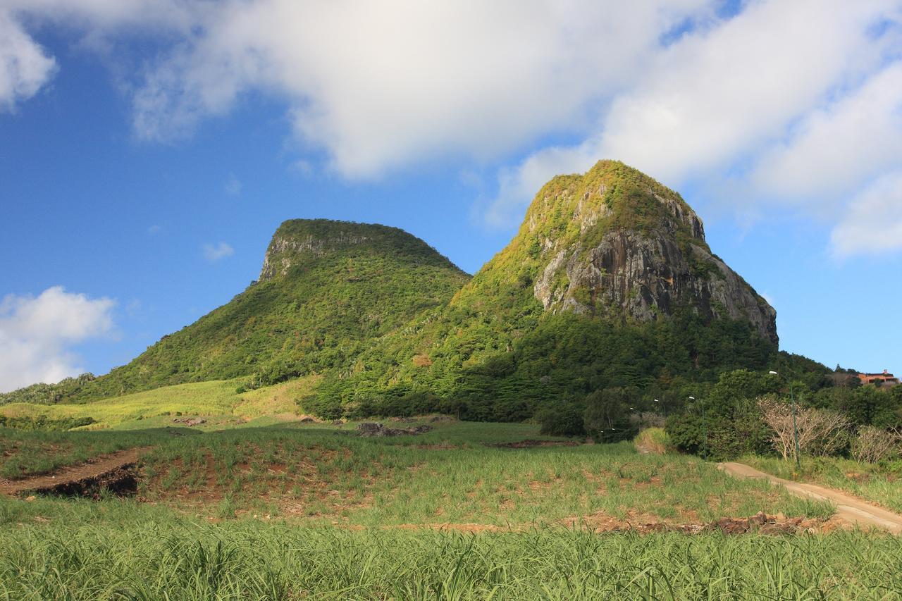 Отель La Hacienda Mauritius Маэбур Экстерьер фото